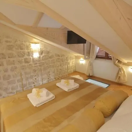 Apartment Dario - Old Town *